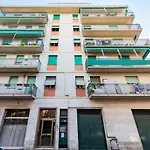 Joivy Stylish Flat With Balcony Near Castle Rapallo