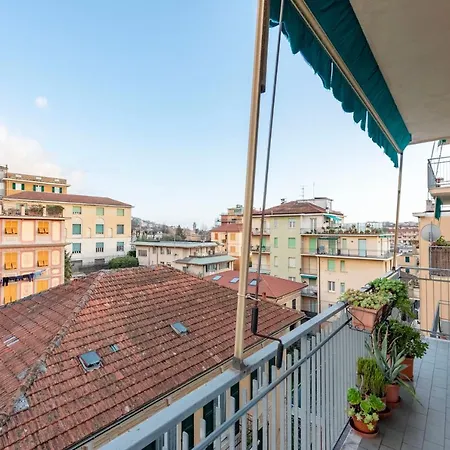 Lejlighed Joivy Stylish Flat With Balcony Near Castle