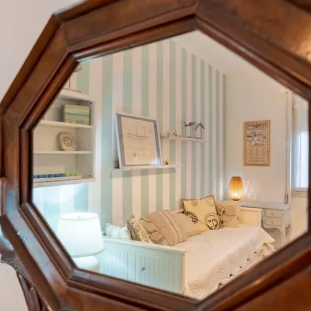 Joivy Stylish Flat With Balcony Near Castle 公寓 *