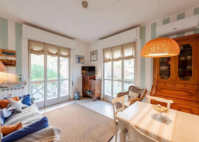 דירה Joivy Stylish Flat With Balcony Near Castle *