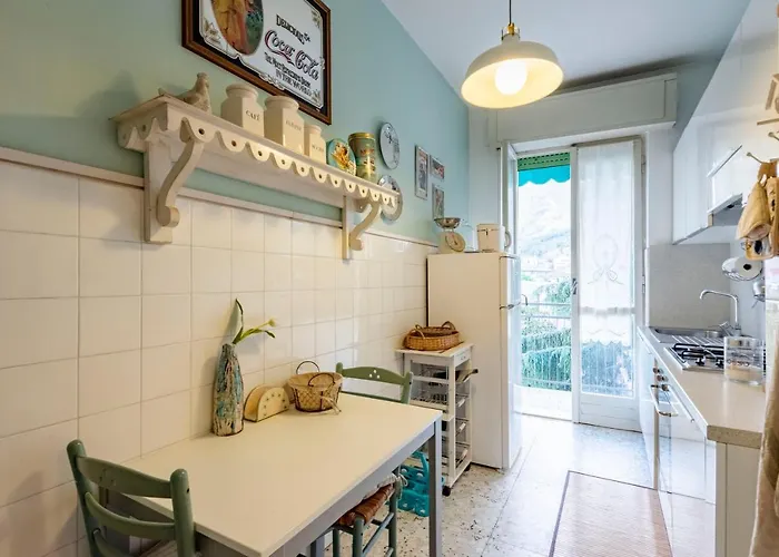 Joivy Stylish Flat With Balcony Near Castle דירה