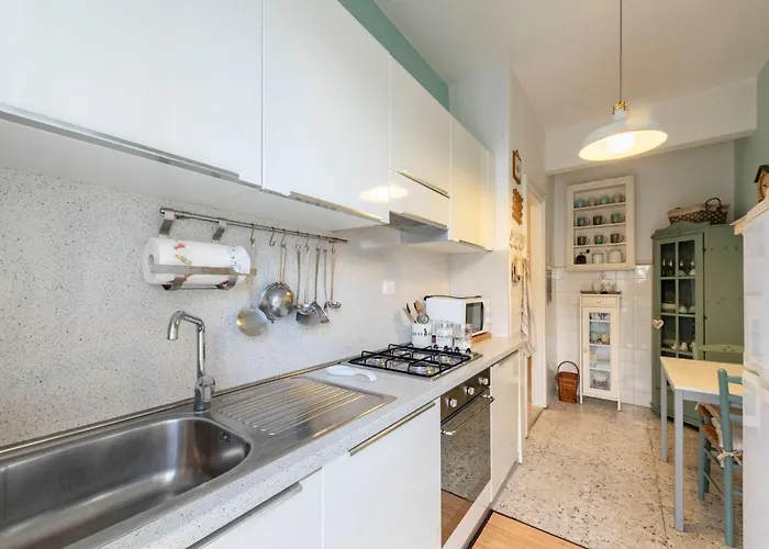 Lejlighed Joivy Stylish Flat With Balcony Near Castle *